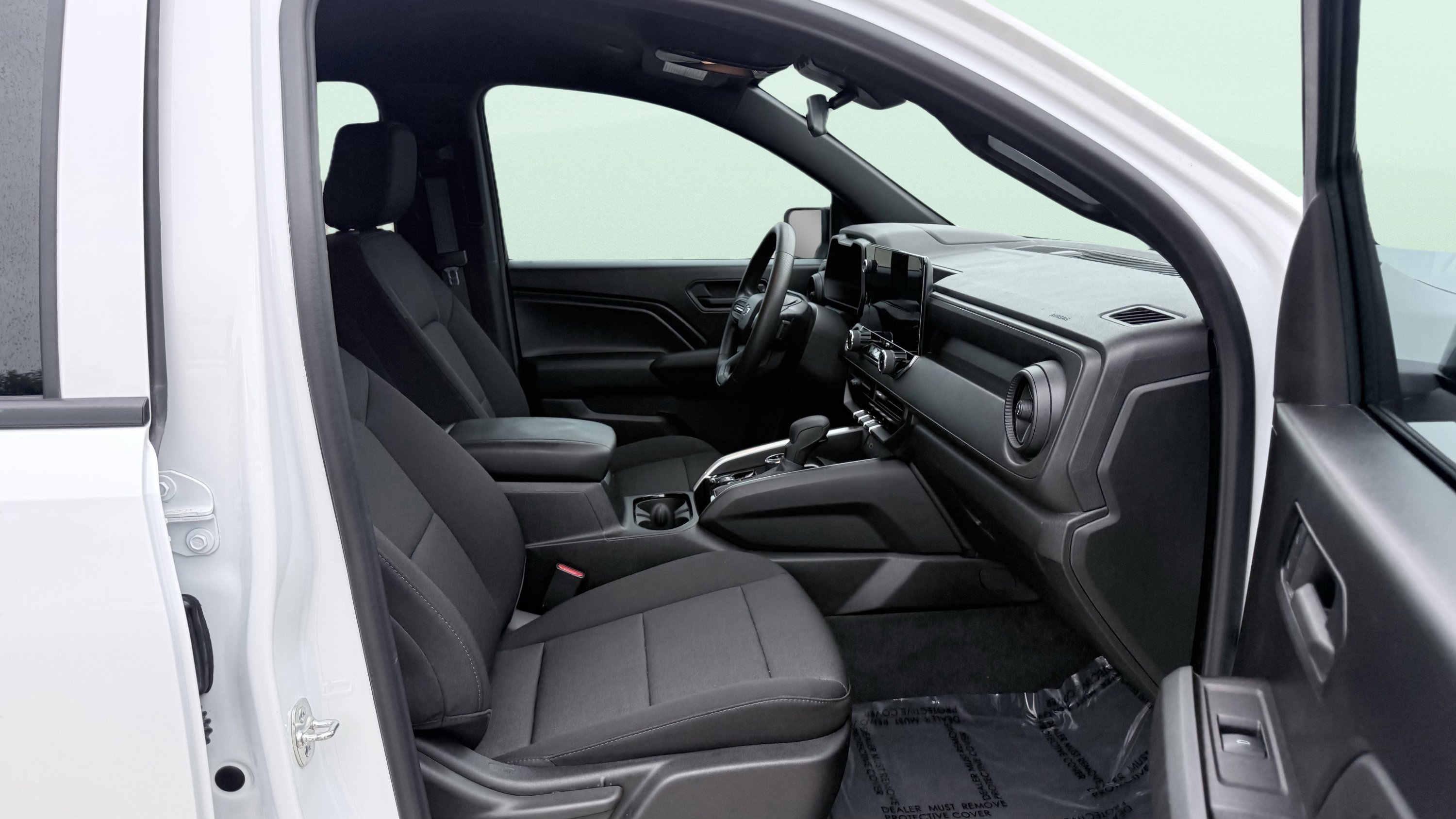 Used 2024 Chevrolet Colorado Trail Boss w/ Technology Package AWD/4WD image 48
