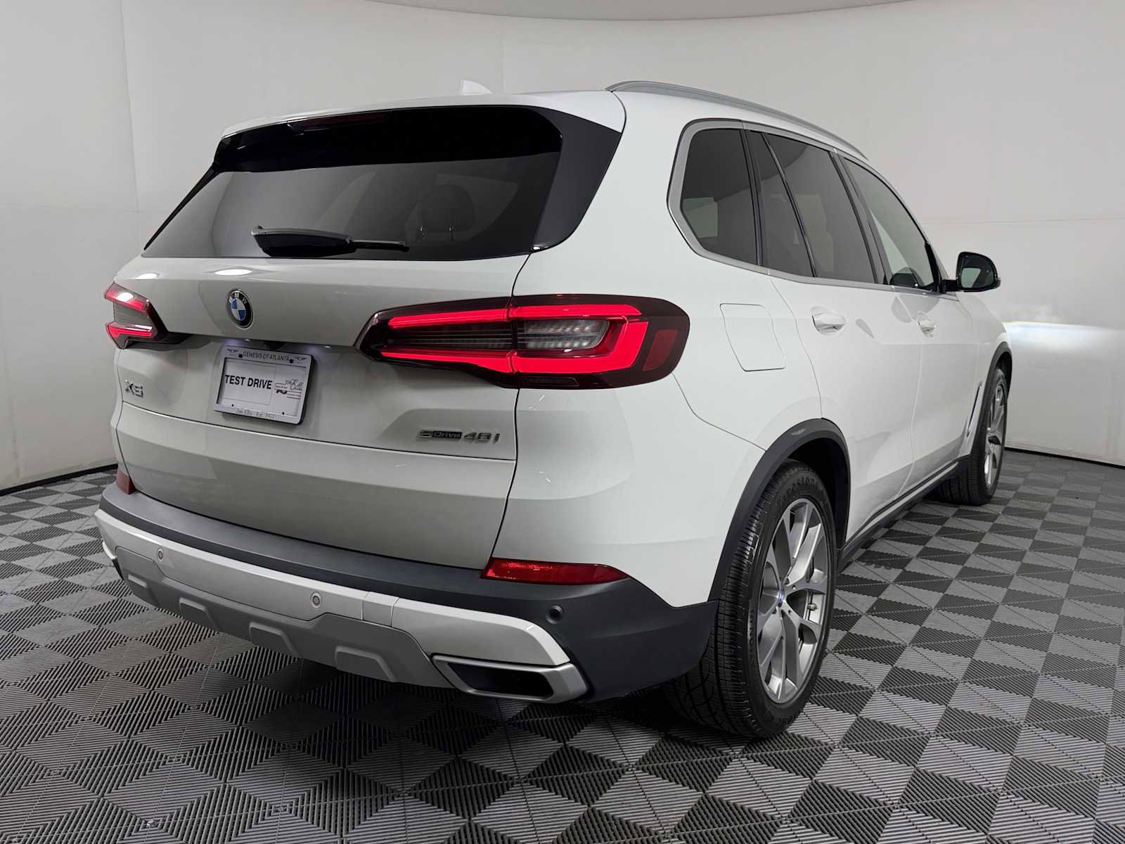 Used 2021 BMW X5 sDrive40i w/ Convenience Package image 6