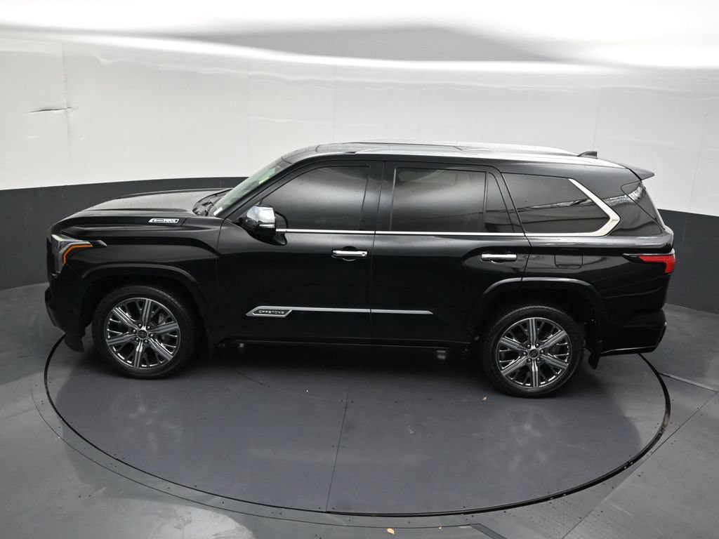 Used 2024 Toyota Sequoia Capstone AWD/4WD image 22