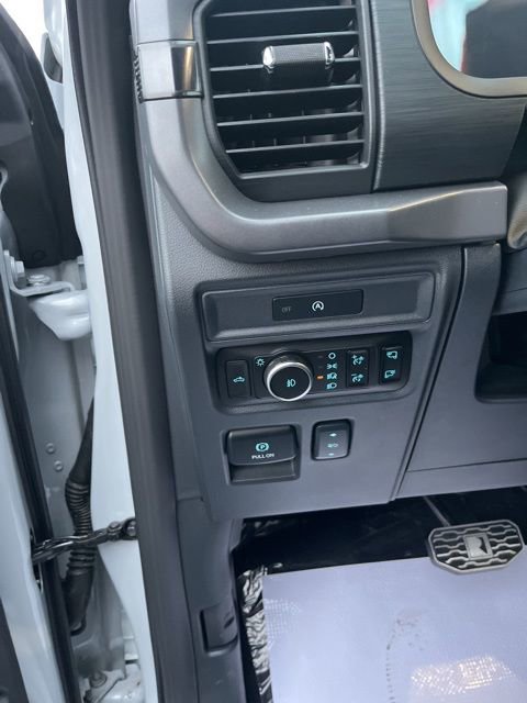 New 2025 Ford F150 XLT w/ Equipment Group 303A High image 15