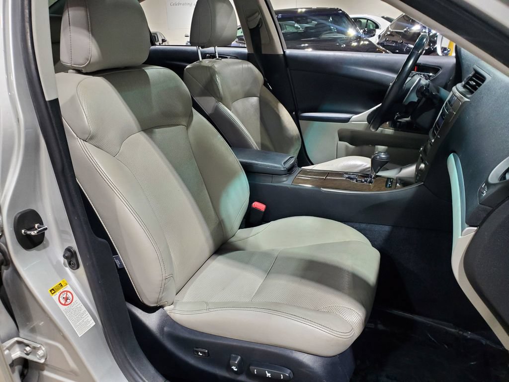 Used 2012 Lexus IS 250 w/ Premium Pkg Value Edition RWD image 13