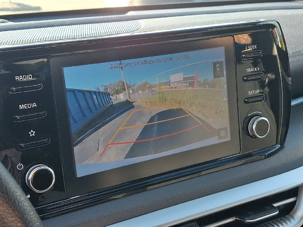 Used 2023 Kia K5 LXS FWD image 4