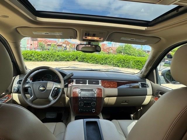 Used 2011 Chevrolet Tahoe LT RWD image 48