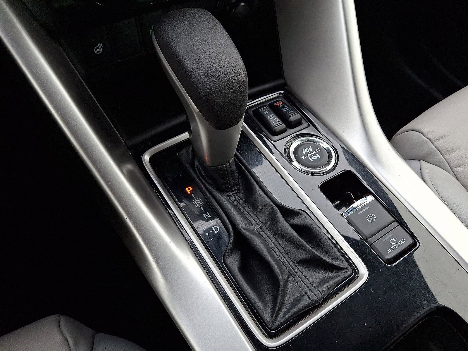 Used 2022 Mitsubishi Eclipse Cross SE image 15