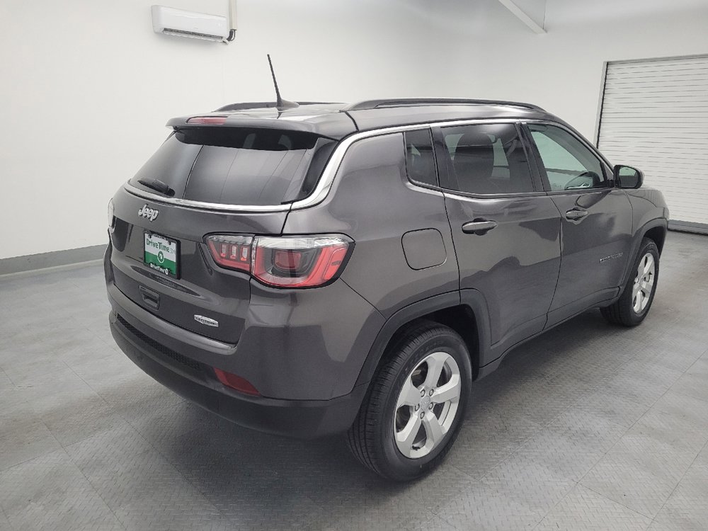 Used 2019 Jeep Compass Latitude w/ Popular Equipment Group AWD/4WD image 9