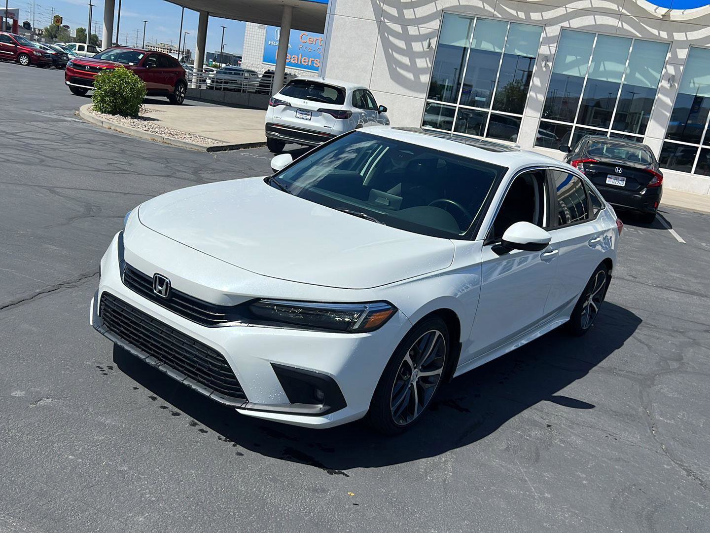 Used 2023 Honda Civic Touring image 4