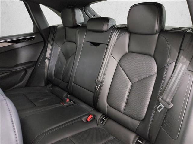 Certified 2025 Porsche Macan Turbo image 20