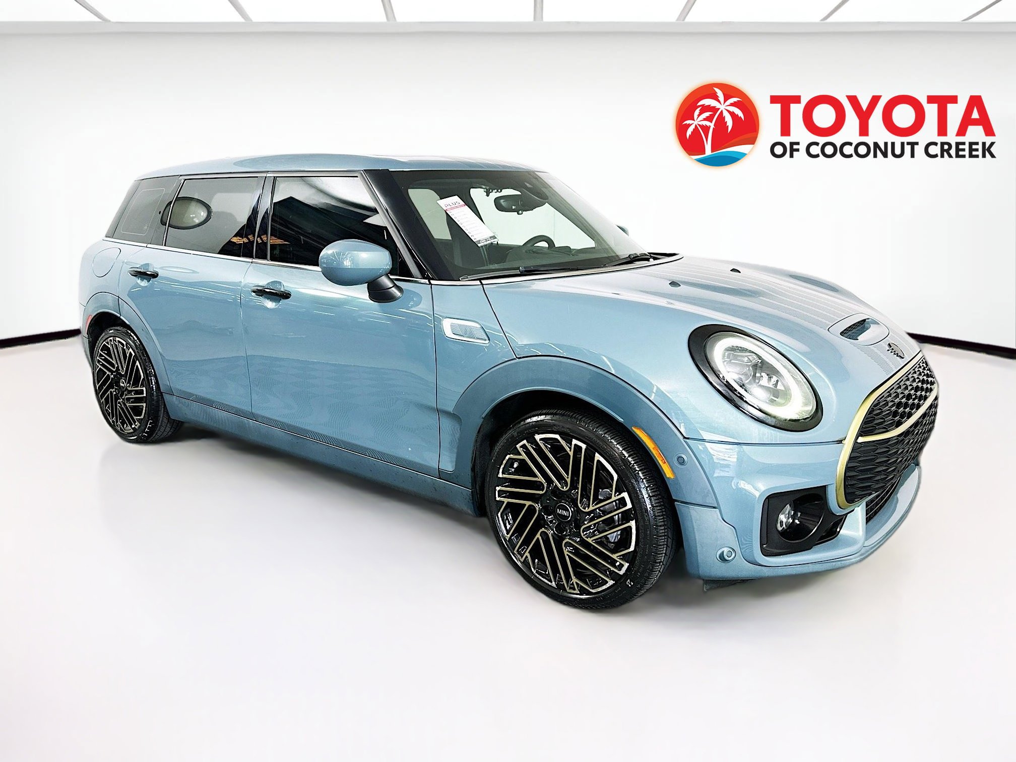 Used 2024 MINI Cooper Clubman S w/ MINI Untold Edition image 1