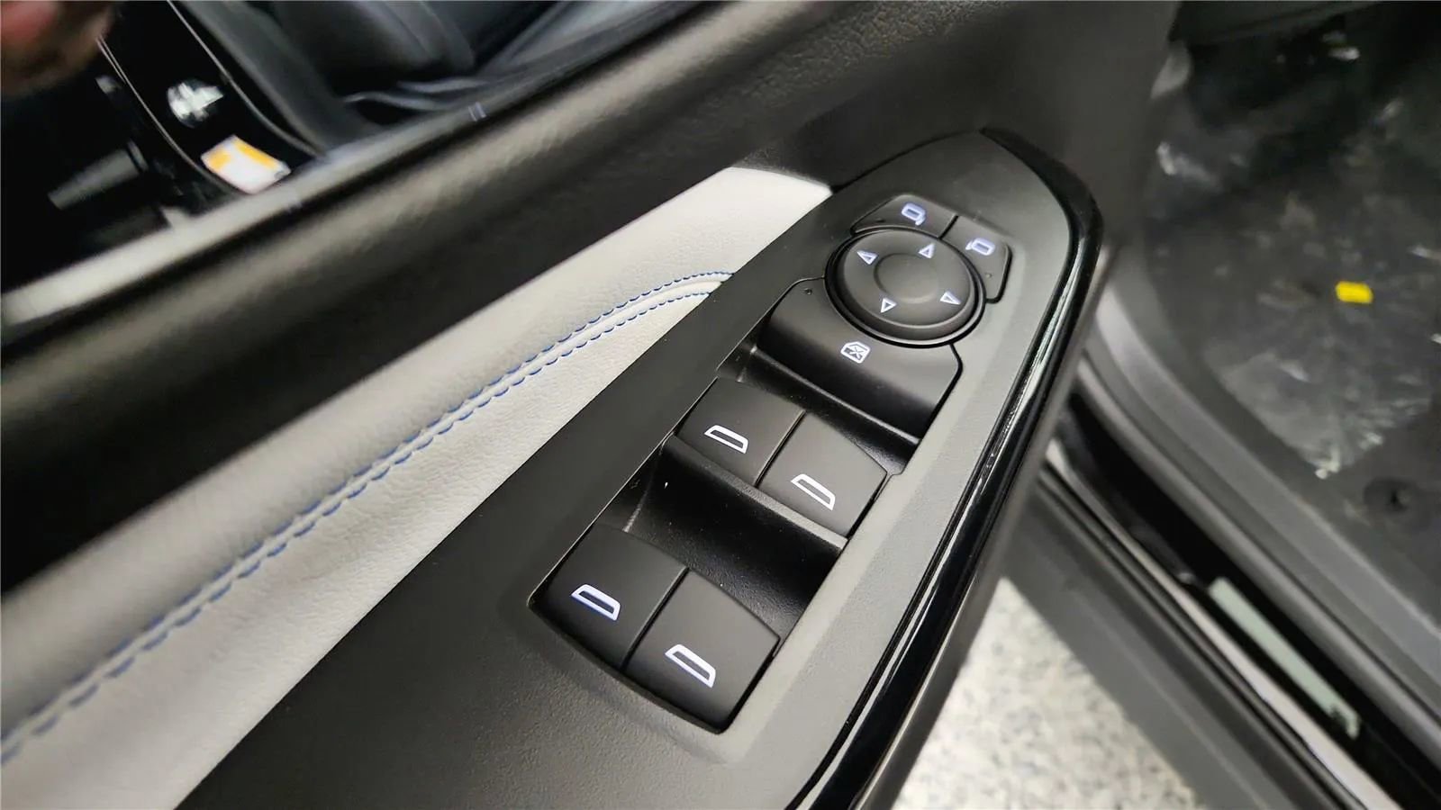 New 2026 Chevrolet Trax LT w/ Driver Confidence Package image 29