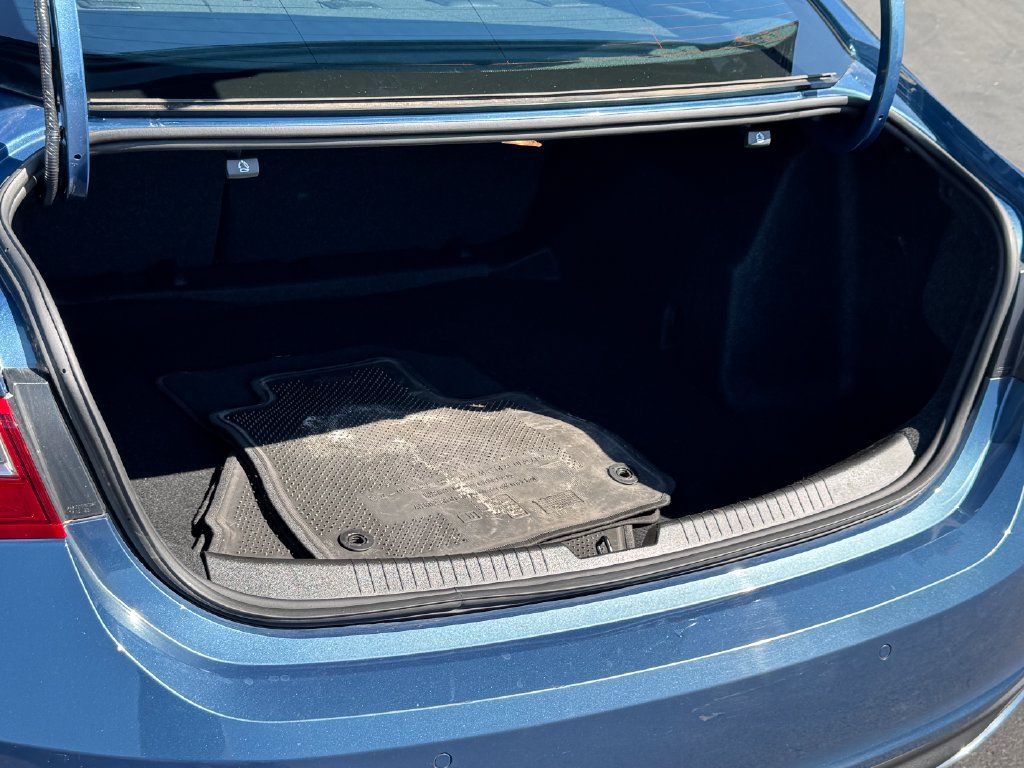Used 2024 Chevrolet Malibu RS FWD image 15