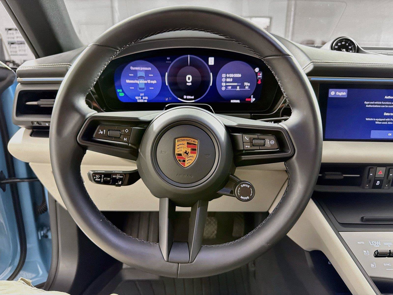 Certified 2026 Porsche Macan Electric RWD image 20