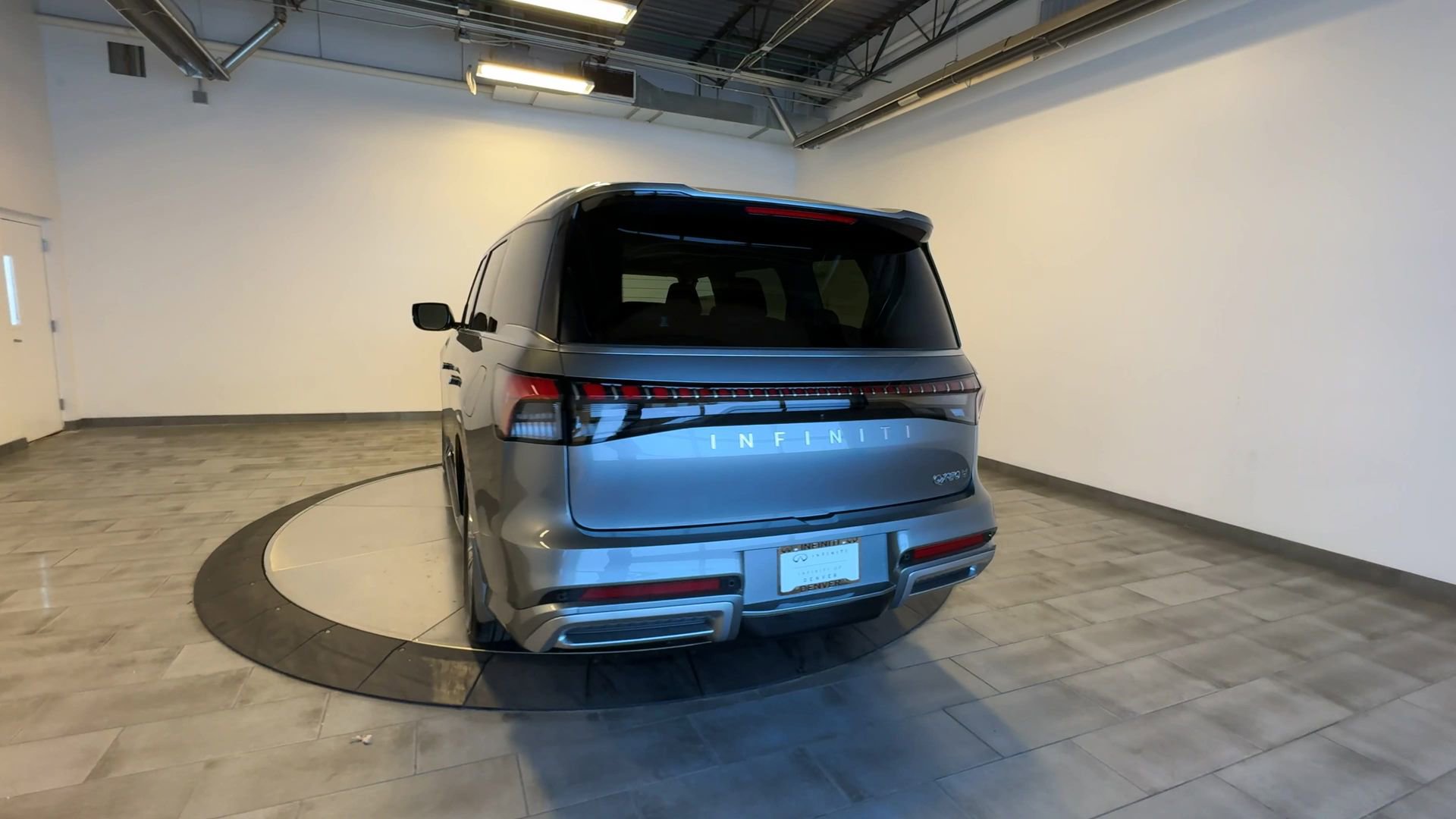 New 2026 INFINITI QX80 Luxe w/ Cargo Package AWD/4WD image 7