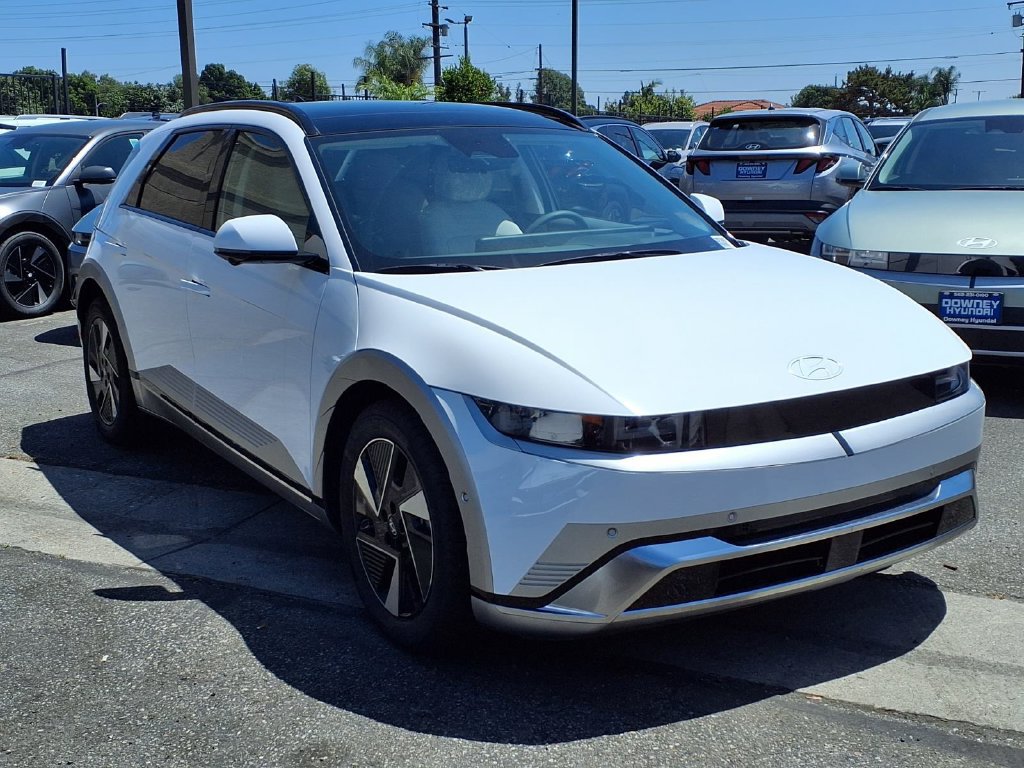 New 2026 Hyundai Ioniq 5 Limited RWD image 3