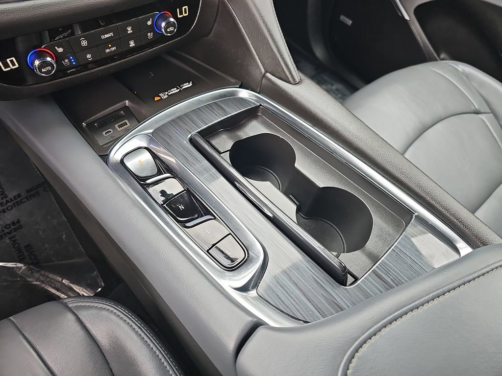 Used 2024 Buick Enclave Premium image 26
