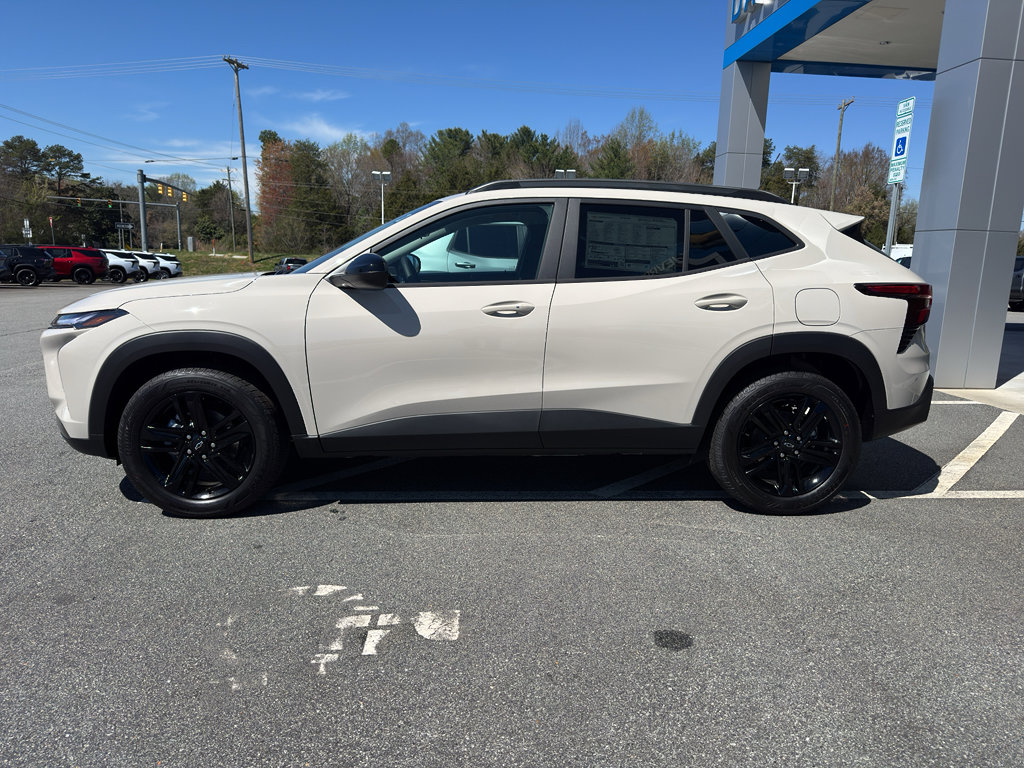 New 2026 Chevrolet Trax ACTIV w/ Driver Confidence Package FWD image 3