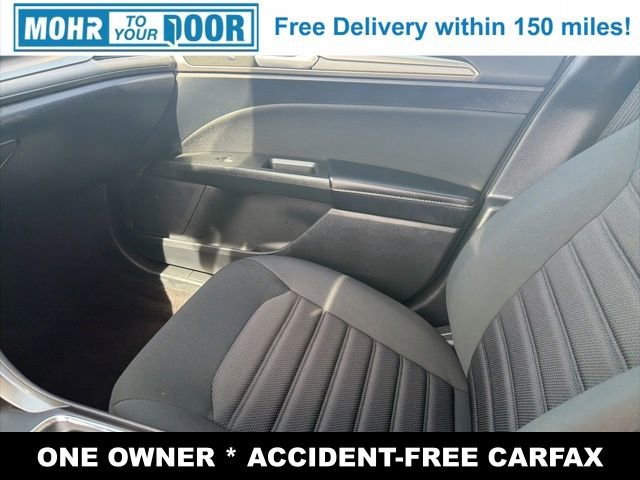 Used 2019 Ford Fusion SE image 24
