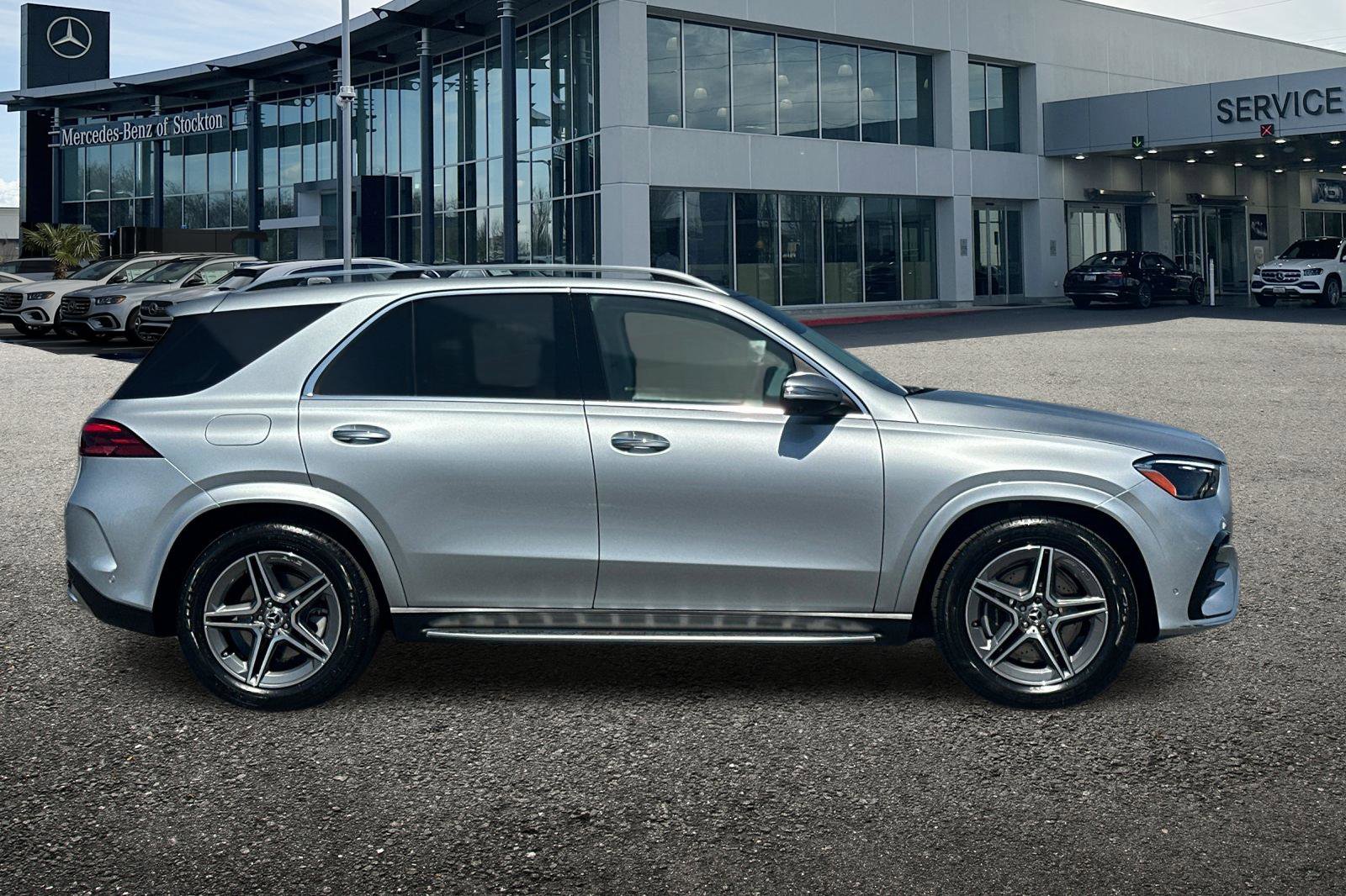 New 2026 Mercedes-Benz GLE 450 4MATIC image 3