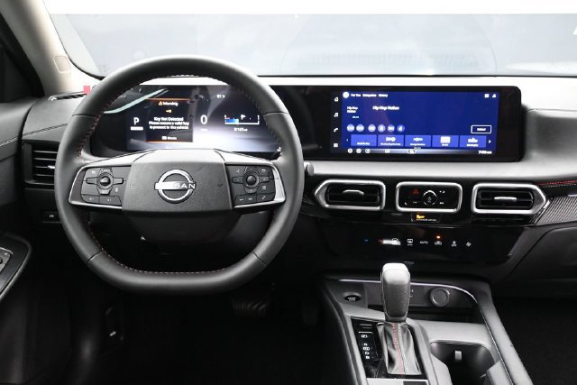 New 2026 Nissan Sentra SR w/ Floor Mat Package FWD image 10