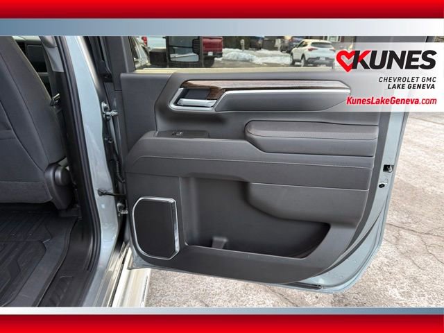 New 2026 GMC Sierra 3500 SLE w/ SLE Value Package image 17
