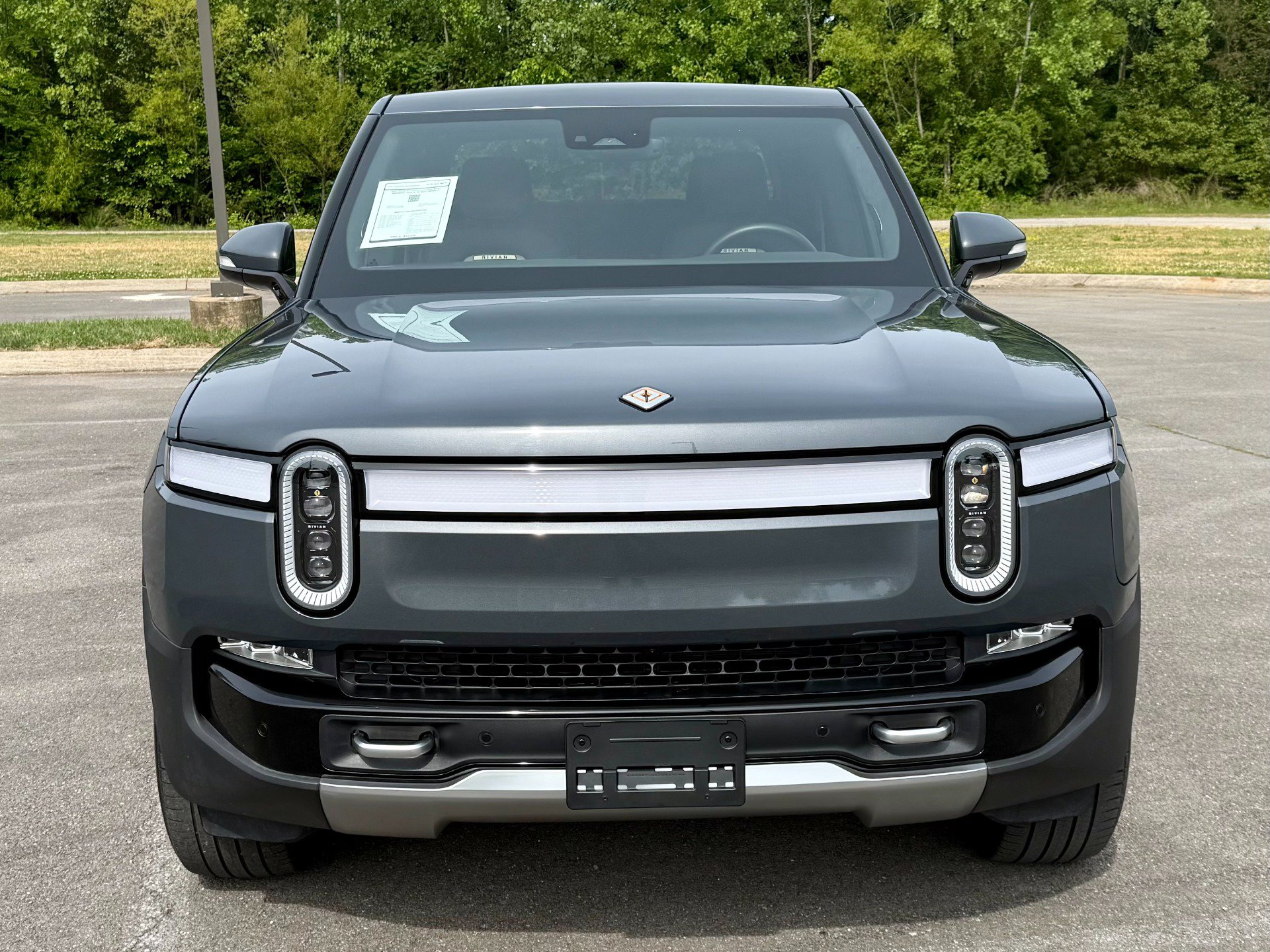 Used 2024 Rivian R1T Adventure AWD/4WD image 8