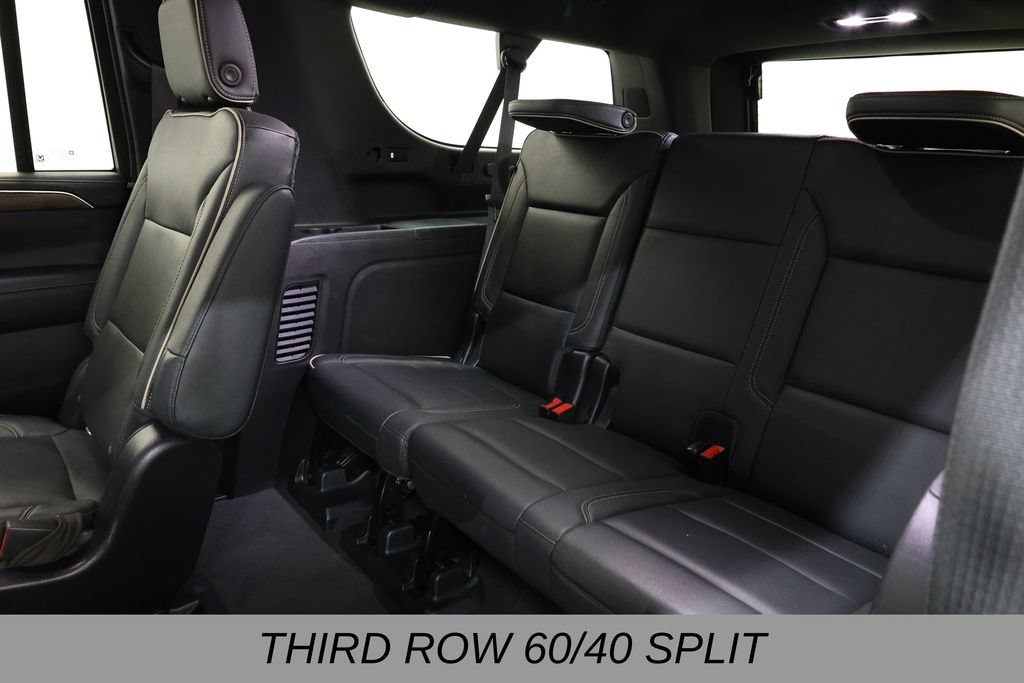 Used 2021 Chevrolet Suburban Premier w/ Premium Package RWD image 16