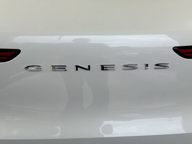 Certified 2026 Genesis GV70 2.5T Advanced AWD/4WD image 22