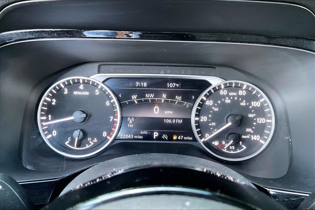 Used 2023 Nissan Pathfinder SL w/ Black Appearance Package AWD/4WD image 13
