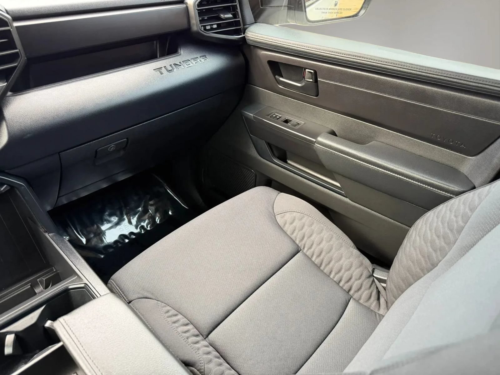 Used 2024 Toyota Tundra SR AWD/4WD image 16