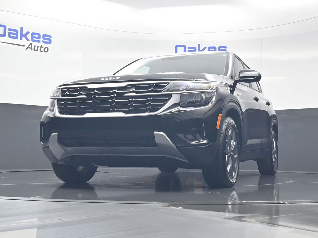 New 2026 Kia Seltos LX FWD image 38