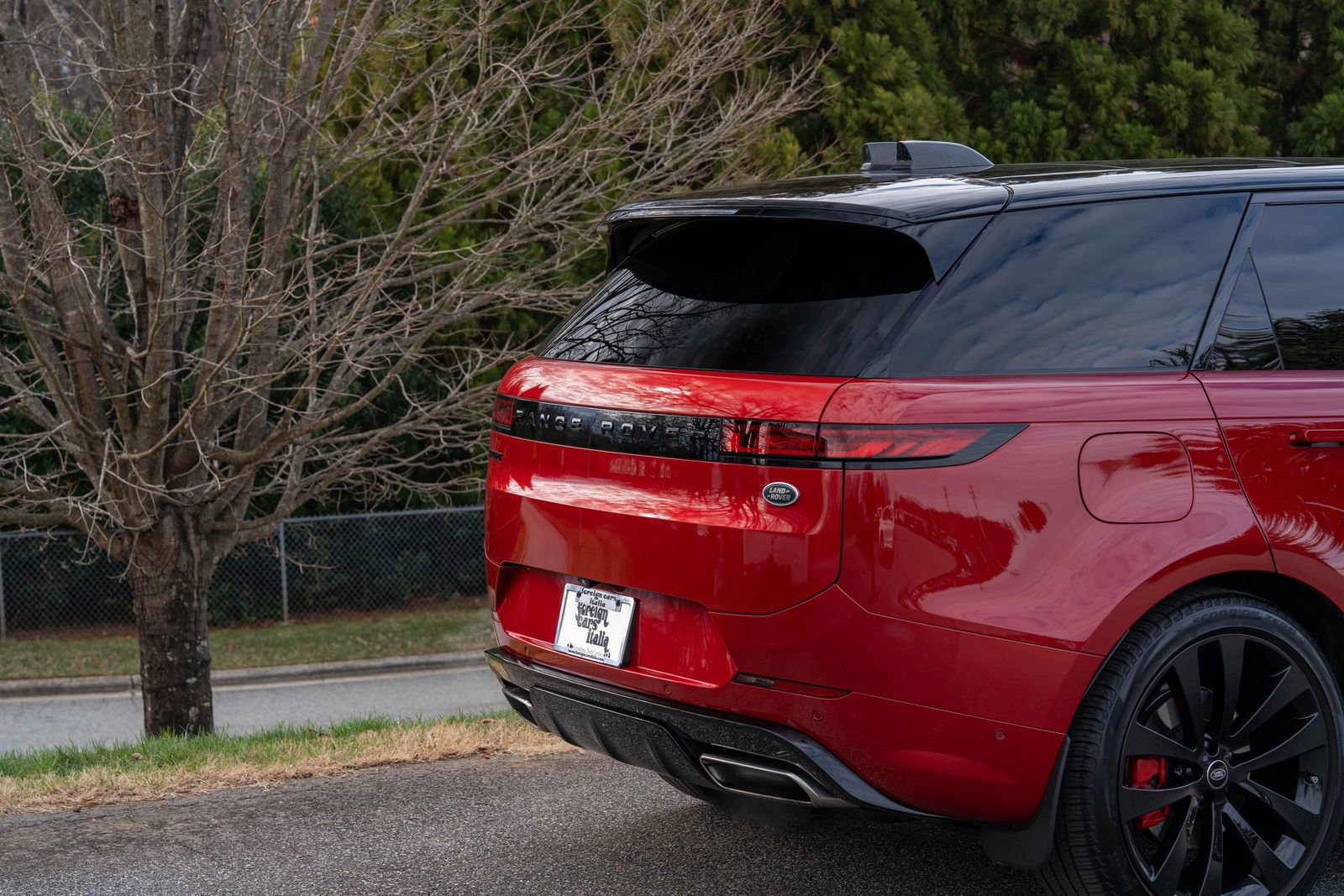 Used 2023 Land Rover Range Rover Sport SE Dynamic image 11