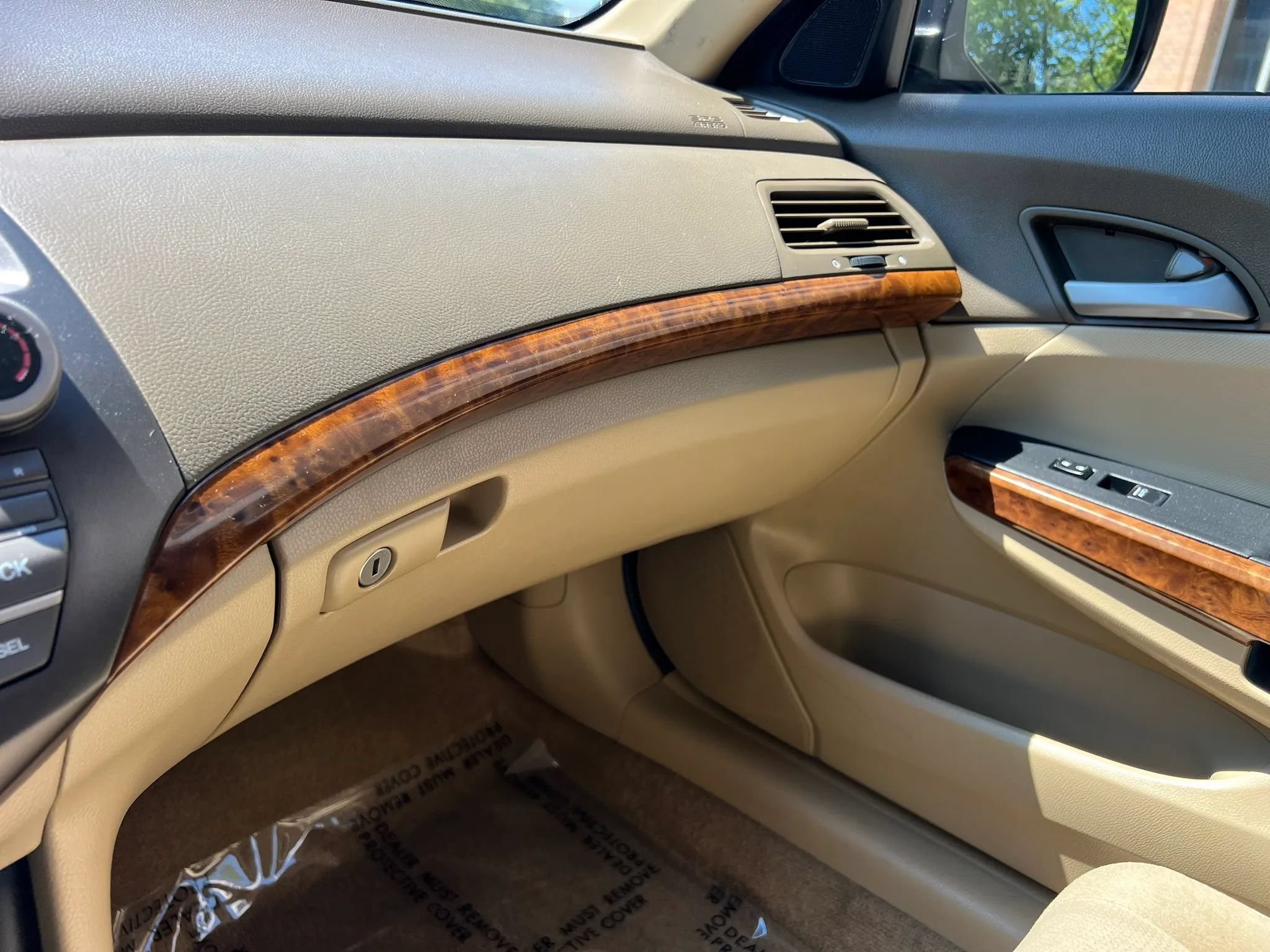 Used 2010 Honda Accord EX image 30