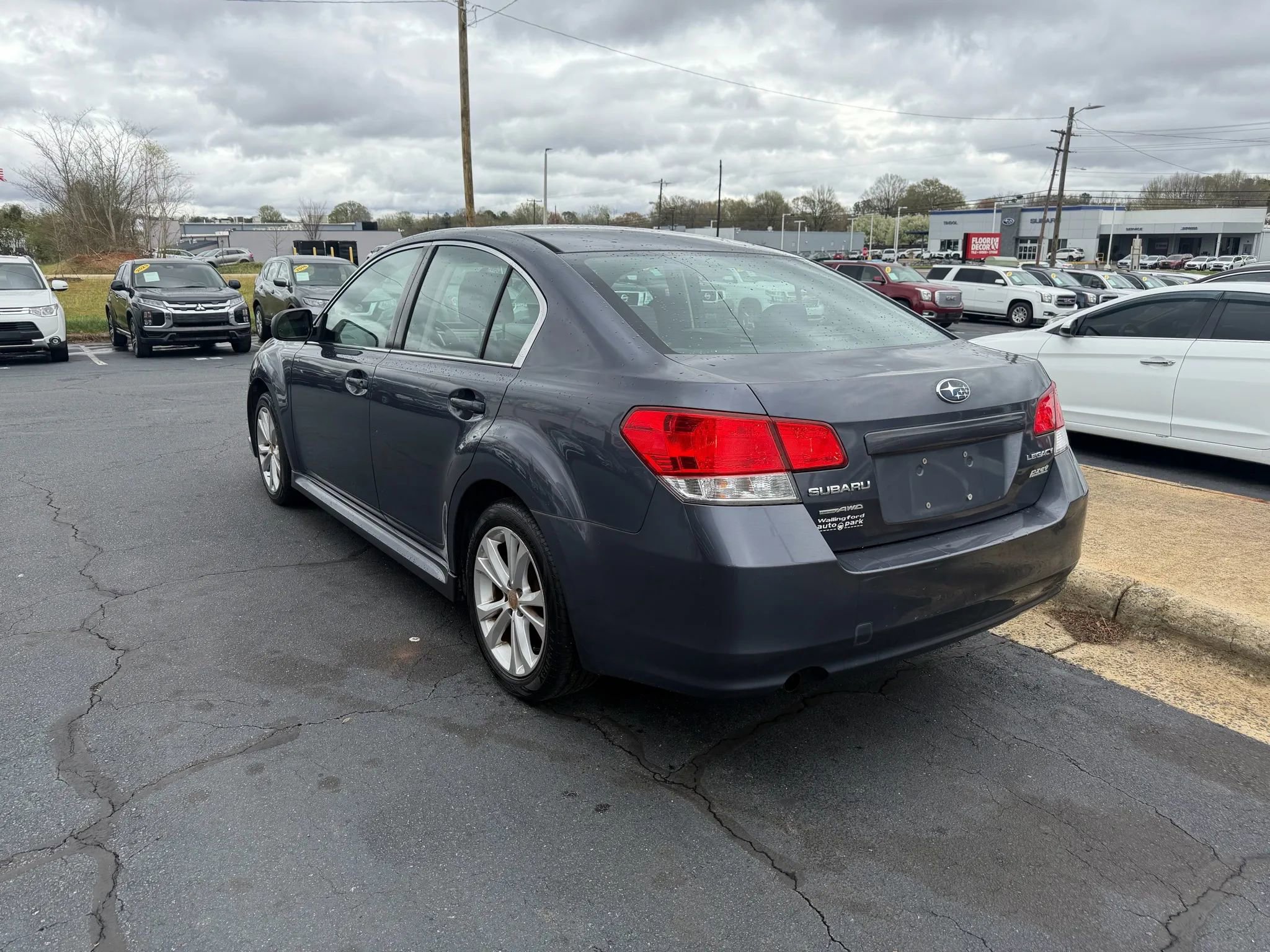 Used 2014 Subaru Legacy 2.5i w/ Alloy Wheel Package AWD/4WD image 5