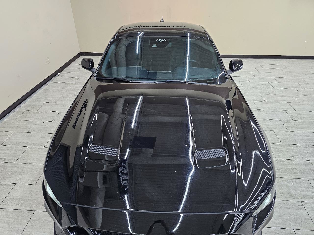 Used 2023 Ford Mustang GT Premium w/ Equipment Group 401A RWD image 4