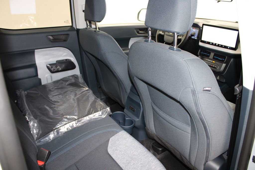 New 2026 Ford Maverick XLT image 30