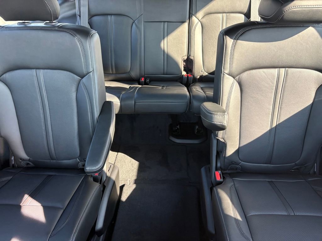 New 2025 Jeep Wagoneer Series II image 31