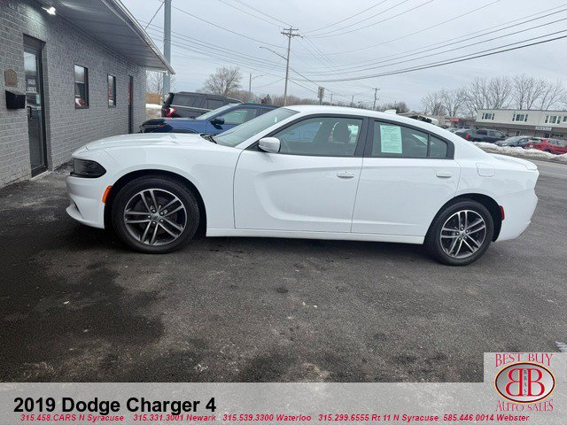 Used 2019 Dodge Charger SXT w/ Driver Confidence Group image 8
