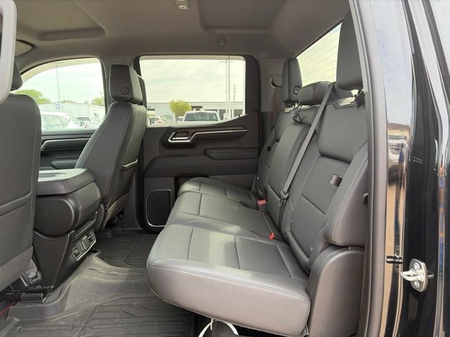 Used 2023 GMC Sierra 1500 SLT AWD/4WD image 19