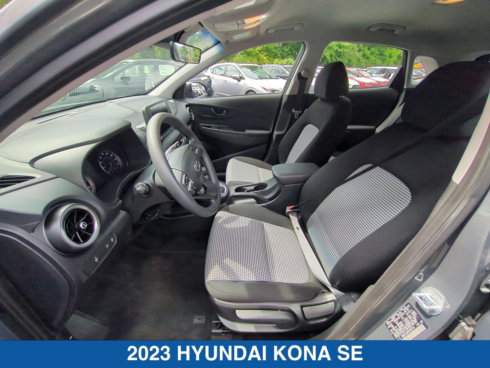 Used 2023 Hyundai Kona SE w/ Cargo Package AWD/4WD image 26