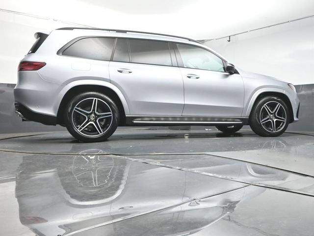 Certified 2026 Mercedes-Benz GLS 450 4MATIC image 41
