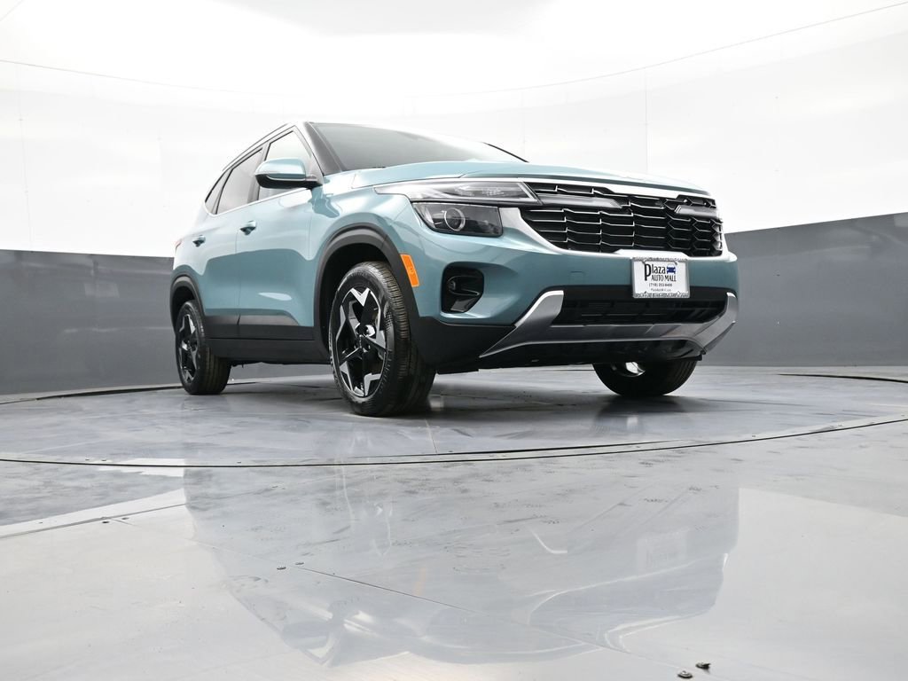 Certified 2025 Kia Seltos EX w/ EX Sunroof Package image 29