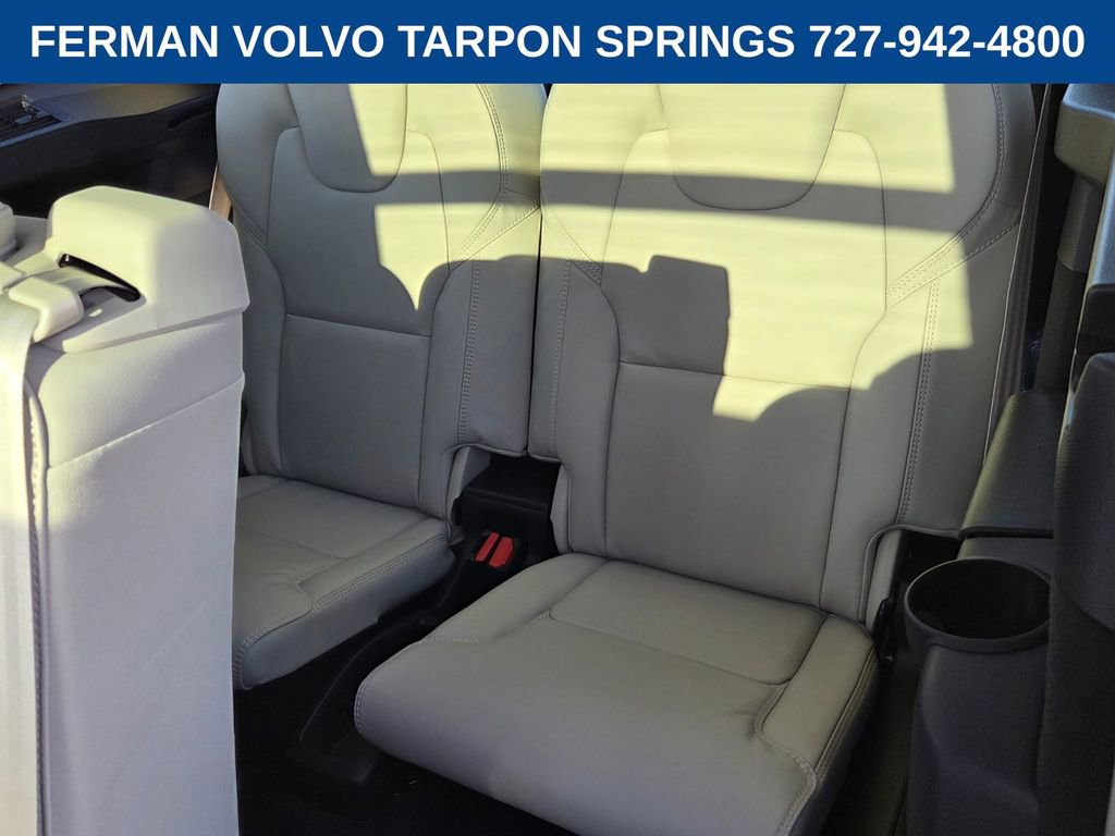 New 2026 Volvo XC90 B6 Ultra w/ Protection Package image 15