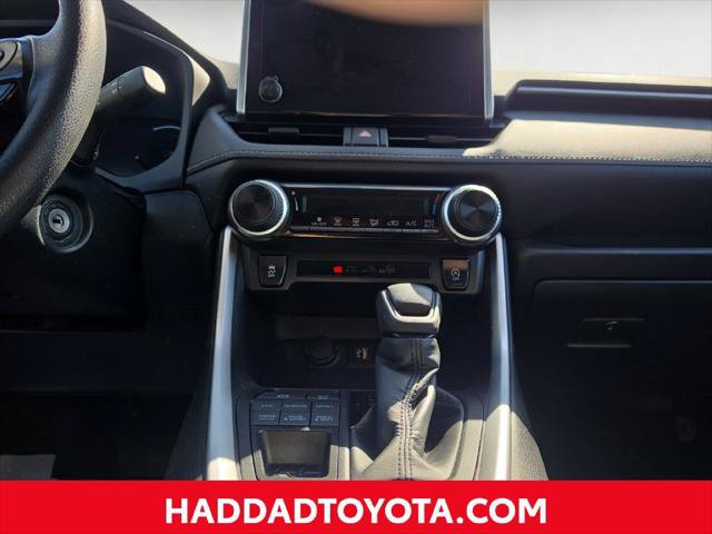 Certified 2023 Toyota RAV4 LE AWD/4WD image 13