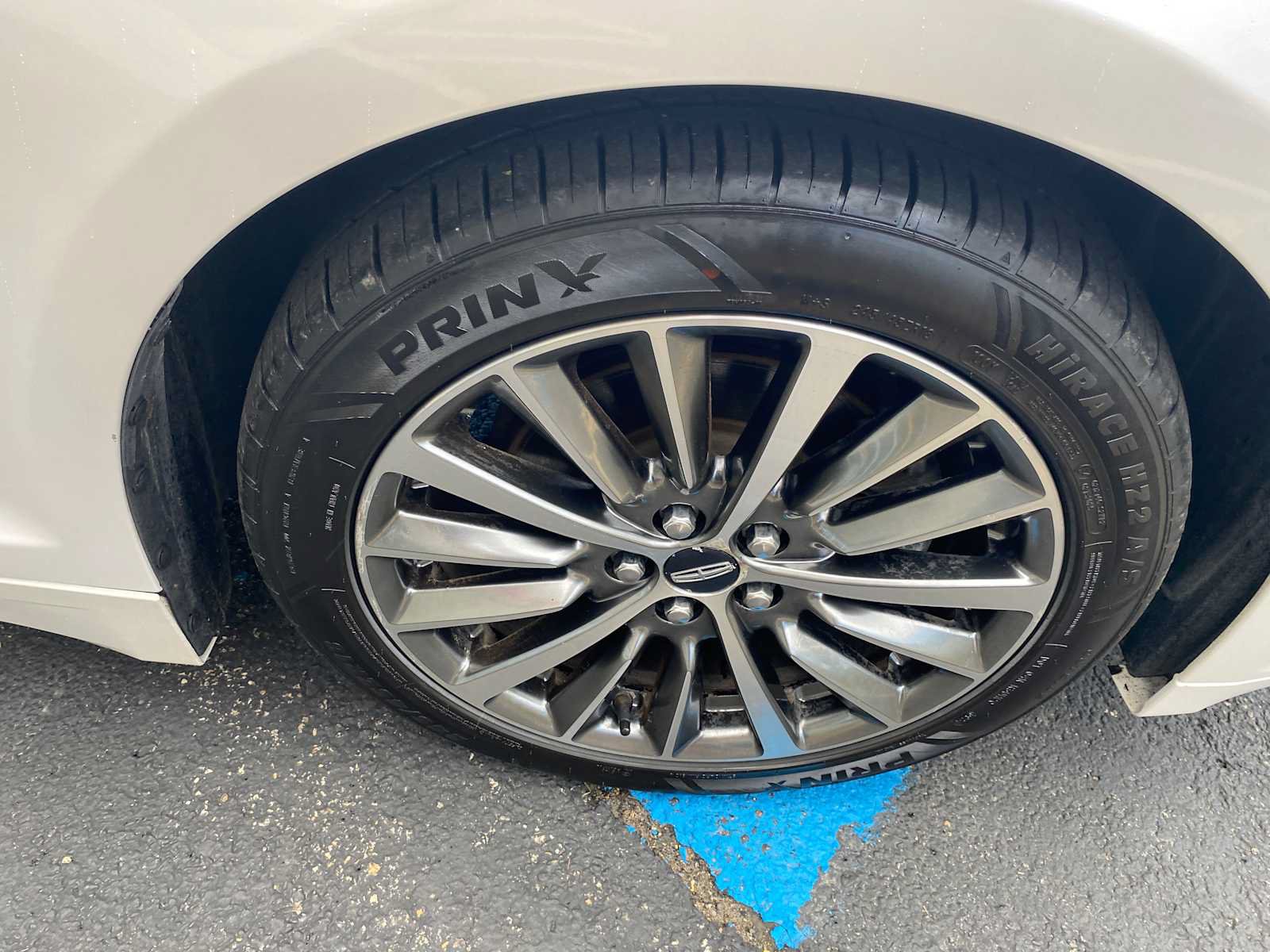 Used 2017 Lincoln MKZ Select FWD image 38