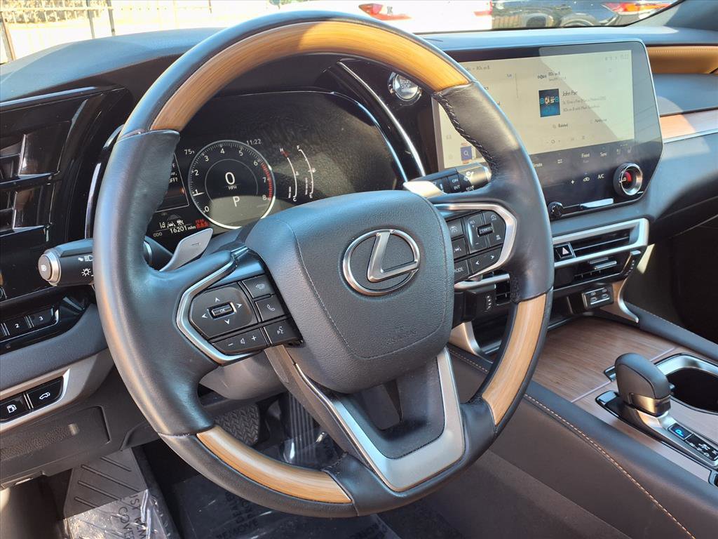 Used 2024 Lexus RX 350 Premium w/ Accessory Package (Z1) image 12