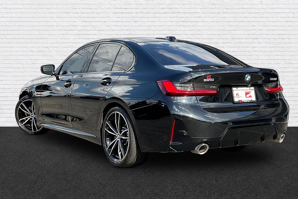 Used 2023 BMW 330i Sedan w/ M Sport Package RWD image 4