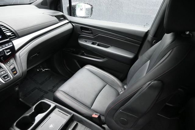 Used 2025 Honda Odyssey Sport-L image 11