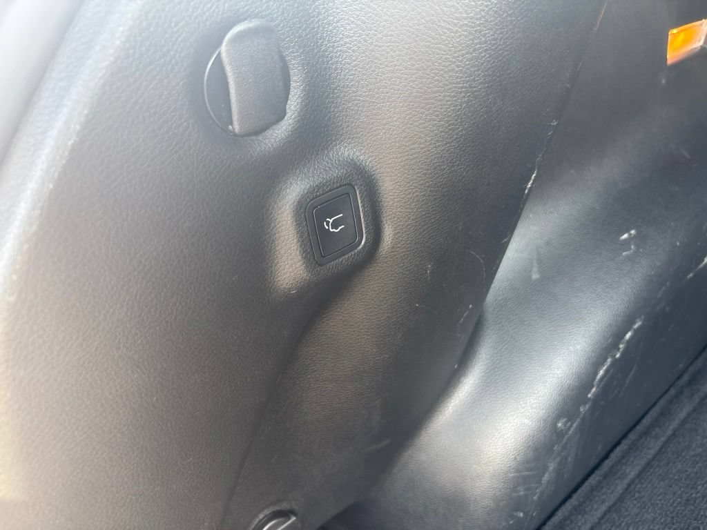 Used 2018 Jeep Compass Limited FWD image 39