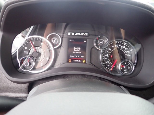 New 2024 RAM 3500 Big Horn image 18