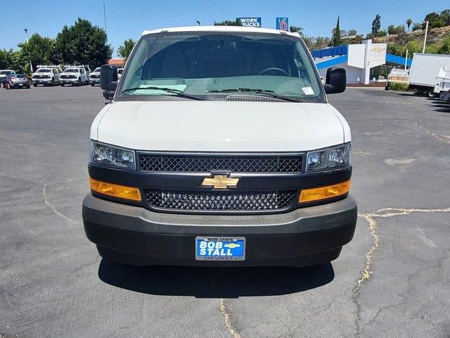 New 2026 Chevrolet Express 2500 Extended w/ Communications Package RWD image 3