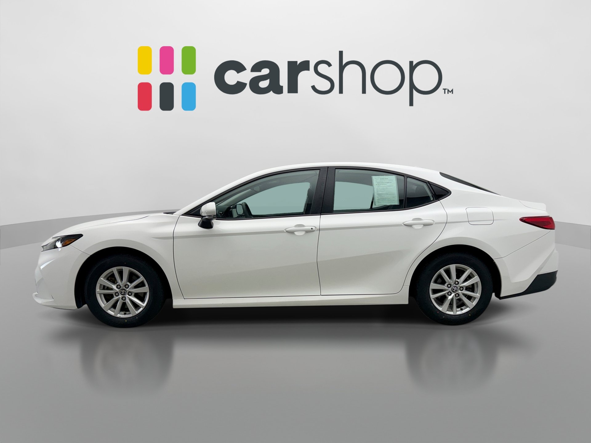 Used 2025 Toyota Camry LE FWD image 2